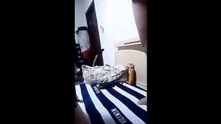 性感蕾絲情趣內衣美女先給男友吃雞巴然後被後插普通話對白