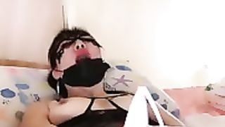 气质风骚女按摩器自慰大秀逼毛被刮得特別干净太粉嫩了