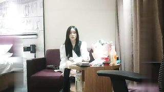 91沈先森嫖娼大师带你找外围，高素质冷艳黑靴妹子，新视角拍摄翘起屁股口交，骑乘后入大力猛操