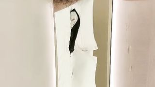 【探花999999】，新晋探花首场，约操漂亮小姐姐偷拍，温柔配合娇喘动听，高清源码录制