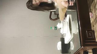 【69堂精品】3000约极品外围，23岁，170cm，极品美胸，撩人水平一流，前凸后翘，绝美尤物值得一干(0)