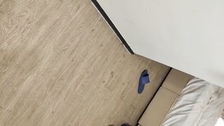 【69堂精品】专约良家人妻吃饱喝足看会电视沙发上骑脸插嘴