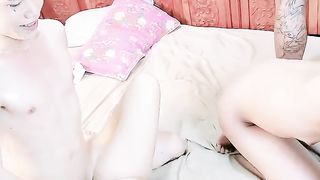 【69堂精品】00后小萝莉三男两女5P大乱交后入轮流操02