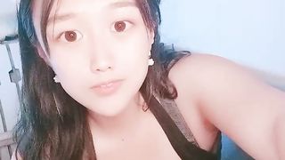 【69堂精品】36E巨乳女仆顶级肥臀粉穴近距离掰穴特写02