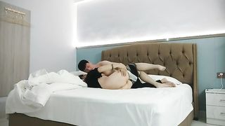 【69堂精品】少妇喝喝酒调调情骚起来骑在身上搞少妇