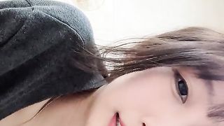 【69堂精品】咕噜咕噜人气小仙女粉穴美乳特写绝美佳人