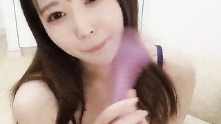 【69堂精品视频】初音美玲大美臀自慰淫穴声音好甜叫的