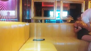 怨种探花KTV玩弄美乳小穴抽插浪叫