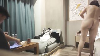 找寻母爱的感觉暴插白臀浪叫不止荡妇满足