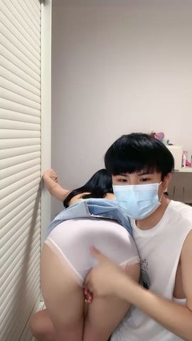 白兔妹妹少女口交玩弄进吧小哥慢慢后入内射