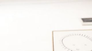 第一视角苗条高挑女友卖力口交十分卖力对白超级刺激