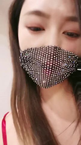 悠悠子小姐姐床上各种卖弄风骚展示诱惑