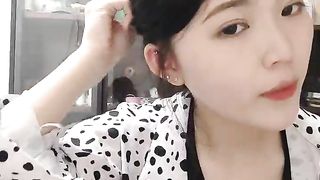 【69堂精品视频】湖南妹子极品美乳阴毛长阴唇粉让人心动的初恋女神