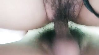 【69免费视频】微胖丰满的老婆和老公无套啪啪做爱女上位打桩享受