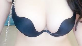 【69免费视频】桃子味白喵网袜诱惑展示美腿真是太美了