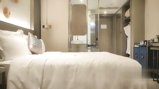 【69堂精品视频】小马寻花3000网约大圈女神干成大字型瘫软在床