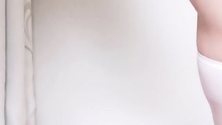 【69堂精品】车模大长腿性感美女阳具吸在镜子上骑乘位