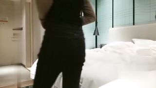 【69堂精品】迎来送往约妹子，小萝莉不行换个美艳御姐，粉嫩玉乳大长腿激情啪啪_2 截取视频