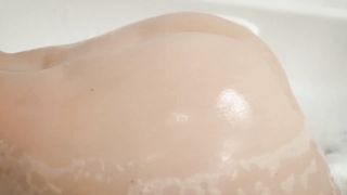 【69堂免费视频】3P闺蜜一块掰穴自慰抽插相互舔水刺激