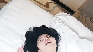 【69堂免费视频】淫荡小少妇开房操逼摄像老哥旁边观战撕裆爆操