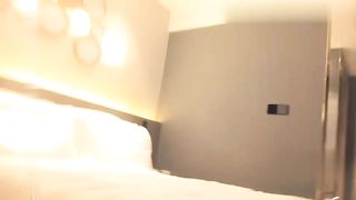 【69堂免费视频】一米七几的九头身高个子女神走T台肯定有气势