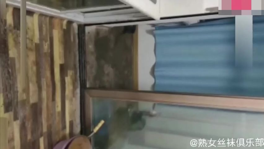 【69堂免费视频】成都真实母子乱伦淫荡骚妈穿情趣内衣给儿子做大保健