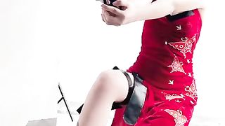 【69堂免费视频】爆机少女喵小吉经典Cos《生化危机》艾达王赤裸诱惑 性感小逼逼待茎插入