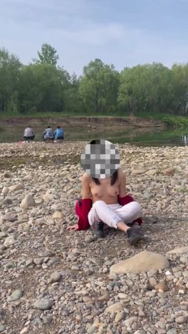 【69堂免费视频】爆火推特19岁娇小苗条骚妹妹【苏苏】大白天各种路人前露出紫薇啪啪胆量惊人