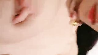 【69堂免费视频】美少女酒店激情自慰粗大假屌磨蹭抽插