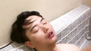 【69堂免费视频】让小哥吃奶抠逼刮逼毛深喉口交大鸡巴