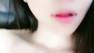 【69堂免费视频】甜美少女衬衣开档黑丝袜跳蛋假屌双管齐下