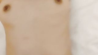 【69堂免费视频】埋头吃屌骑乘位爆操，被炮友尽情输出，多毛嫩穴特写