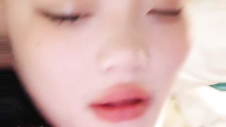 【69堂免费视频】皮卡丘死库水，带着项圈眼罩操逼