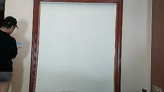 【69堂免费视频】一起舔弄两个大鸡巴还要被玩弄骚奶子，道具抽插骚穴，前插后入干死她