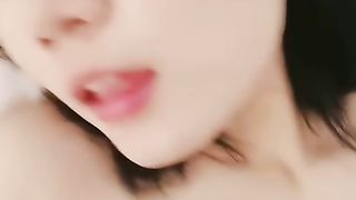 【69堂免费视频】激情上位淫声荡语叫爸爸，淫水多多骚逼特写