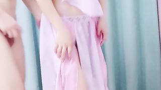 【69堂免费视频】高挑美女模特弦子和熙熙性感透明灰丝