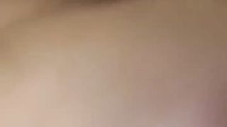 【69堂免费视频】车模美女小姐姐下海！舔屌插嘴口活超棒！掰开骚穴好多水，翘起屁股求操，进进出出美女爽翻