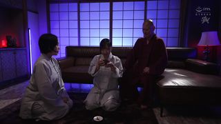 【69堂免费视频】场幻觉的恍惚狂欢，涉及一位丰满的儿时朋友，他在崇拜男性生殖器的新邪教中寻求救赎