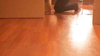 【69堂免费视频】我的邻居每天晚上都大声谈论性，他在我丈夫不在的时候出于沮丧而引诱我。我浑身是汗，操了一个星期