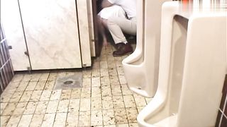 【69堂免费视频】【绝版资源】厕所里强奸醉酒极品巨乳少妇