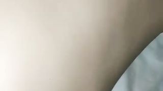 【69堂免费视频】牛仔裤高跟鞋新人苗条御姐啪啪，腰细美臀特写深喉口交