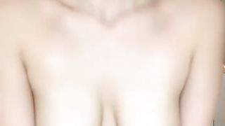 【69堂免费视频】酒店炮友操逼，骑乘位打桩机