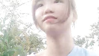 【69堂免费视频】野外啪啪，粉嫩美乳，蜂腰翘臀，白虎嫩穴，疯狂00后尽情享受性爱快感