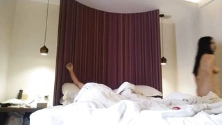 【69堂免费视频】【会所寻欢】会所海选挑中头牌技师，必须无套上阵才过瘾