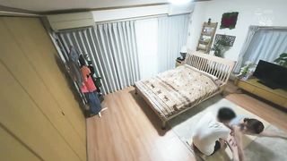 【69堂免费视频】三天三夜，持续勃起的男人和不戴胸罩的AV女优在同一屋檐下亲密接触做爱