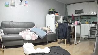 【69堂免费视频】【强操小姨子】肥胖的大佬背着老婆不在家时候与小姨子在家偷情