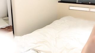 【69堂免费视频】短发日本小姐姐，无毛嫩穴骑脸插嘴，新晋第一次，JB软操不了