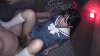 【69堂免费视频】白皙巨乳木偶变成榨精机器