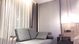 【69堂免费视频】青春美少女做援交后入内射高潮