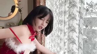 【69堂免费视频】清纯美女在线勾引骚骚OA的也很可爱